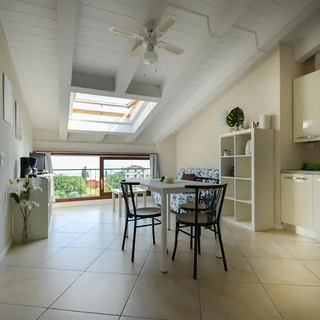 公寓 Casa Cecina Star
